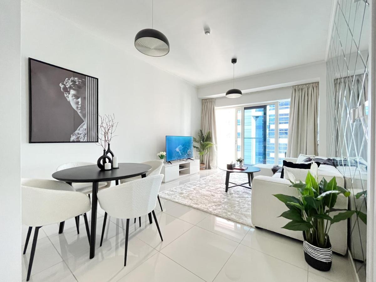 Trophy - Sparkling Suites W Palm View With Direct Access To Marina Walk Dubai Exterior foto